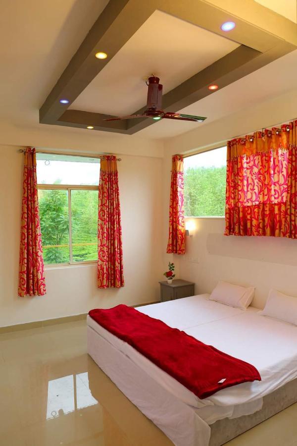 Spice Green Residency Pīrmed Extérieur photo