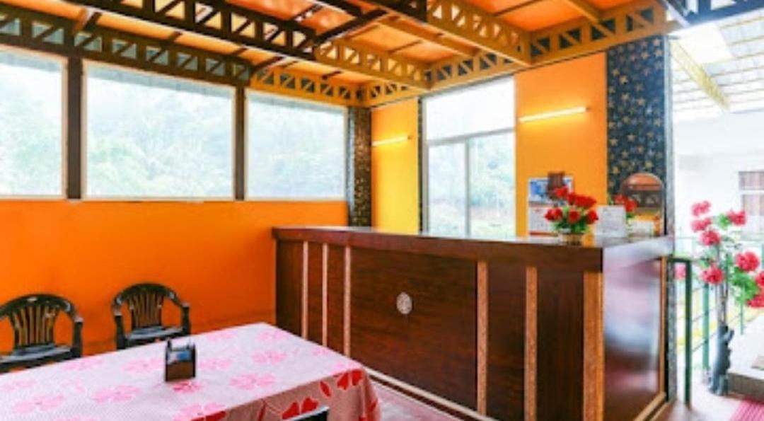 Spice Green Residency Pīrmed Extérieur photo